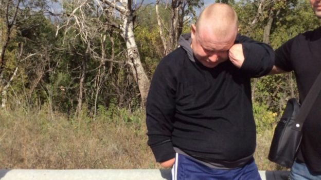 Владимир Жемчугов во время обмена пленными