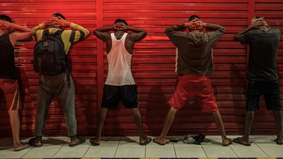 Venezuela: a qué se debe la gran disminución de los homicidios en el país  sudamericano - BBC News Mundo