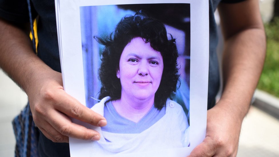 Berta Cáceres: Ex-dam company boss guilty of planning Honduran activist's murder