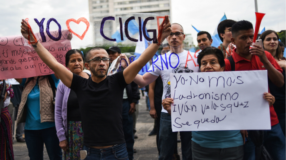 Elecciones en Guatemala: qué posibilidades tiene de sobrevivir la Cicig, el referente anticorrupción de América Latina que Jimmy Morales quiso "tumbar" - BBC News Mundo