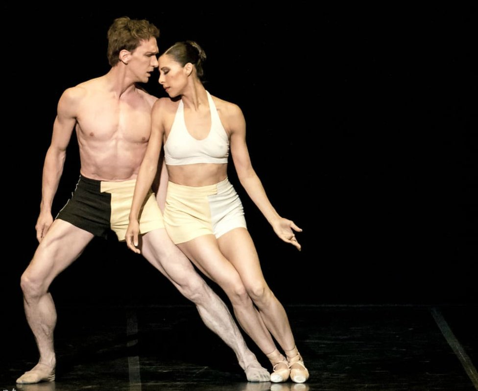 Mikhail Kaniskin y Elisa Carrillo, esposos y bailarines. Mikhail Kaniskin y Elisa Carrillo, esposos y bailarines.