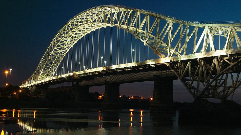 Runcorn Bridge redevelopment delayed until 2020