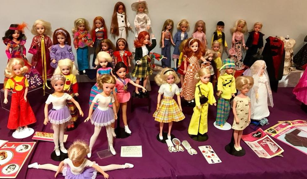 where to sell barbie doll collection