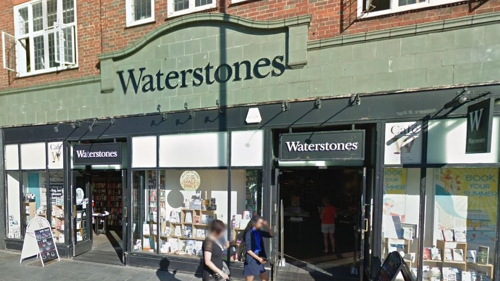 Waterstones ban for serial St Albans book thief BBC News