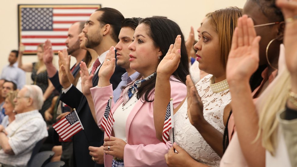 Ceremonia de nuevos ciudadanos de EE.UU.