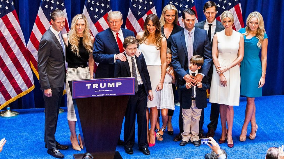 La nueva dinastía política de EE.UU: Así es la familia de Donald Trump - BBC News Mundo