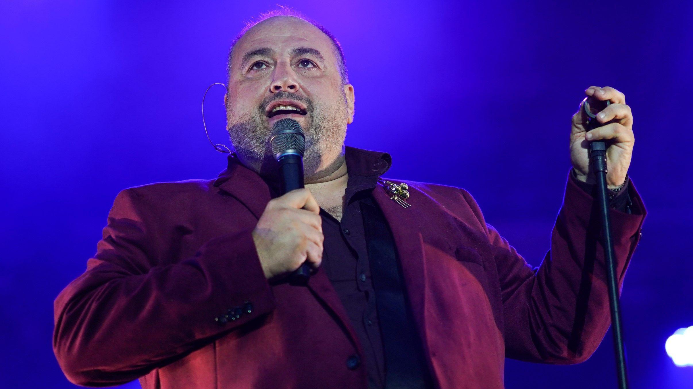 Strictly Come Dancing: Wynne Evans apologises for 'inappropriate' comment at tour