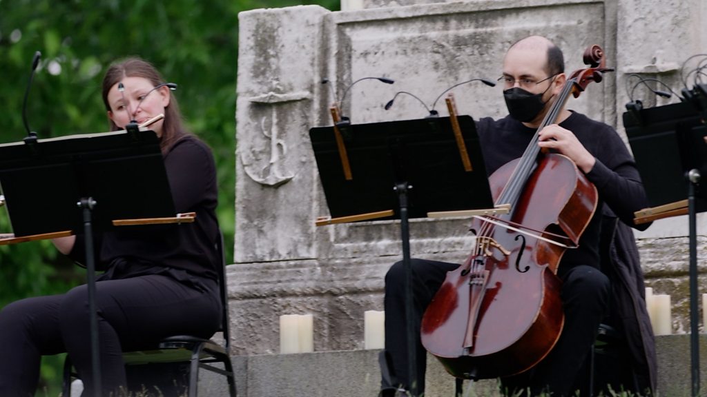 Why classical musicians are performing among tombstones