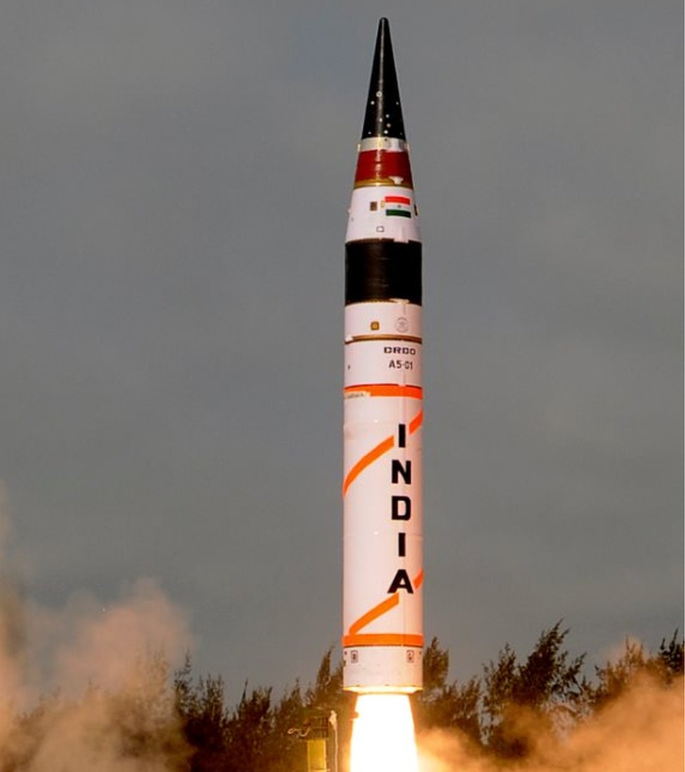 India conducts fourth test launch of Agni-V missile - BBC News
