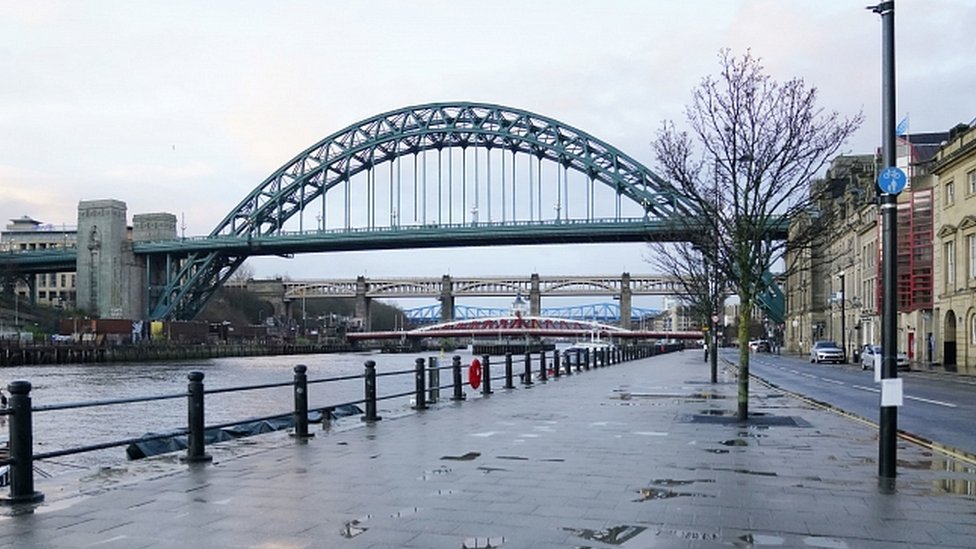 Tyne Bridge closure concern over repair funds shortage BBC News