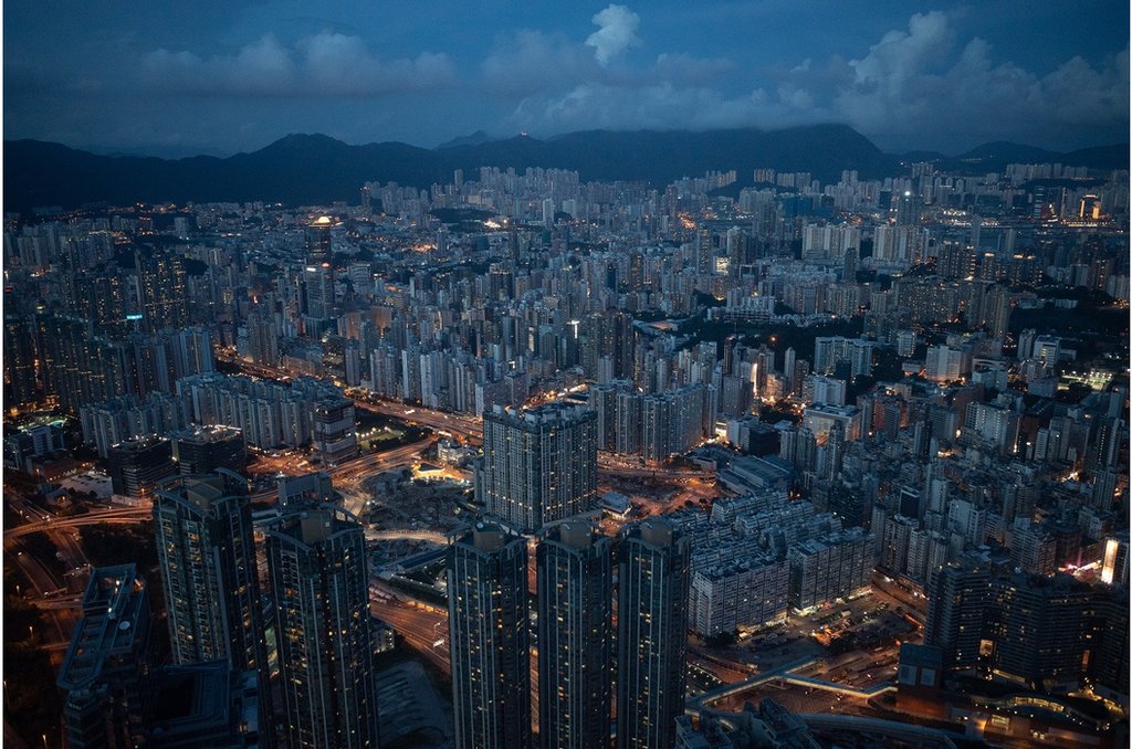 香港九龍半島上的住宅和商業建築