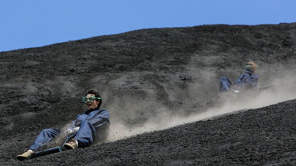 Turistas en el Cerro Negro