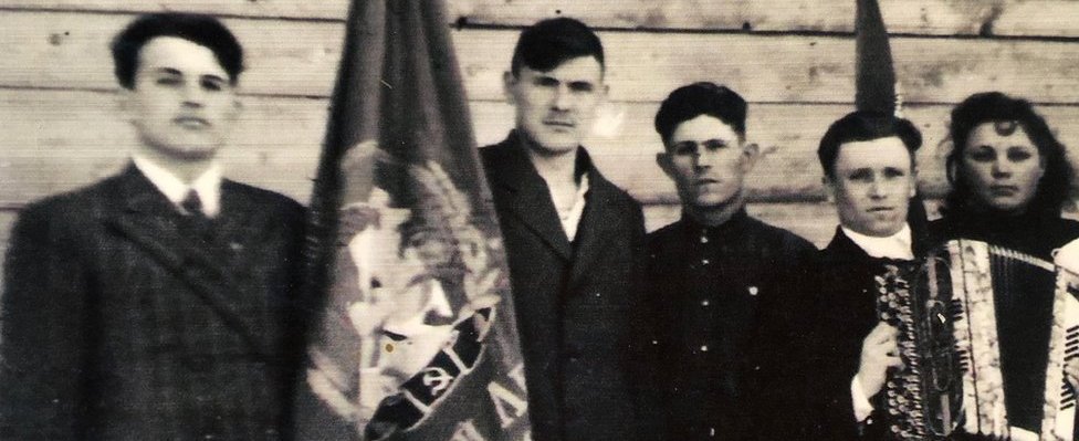 Михайло Горбачов Привольне