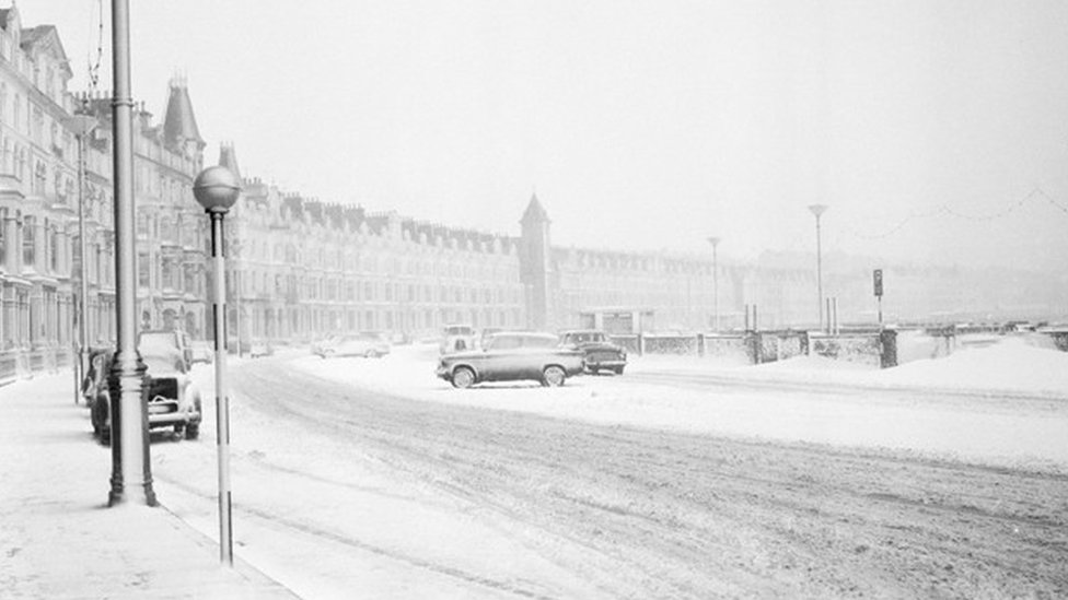 Снег на набережной Дугласа в 1963 году