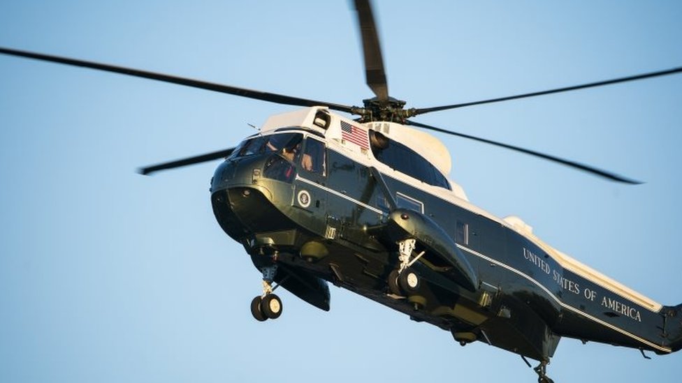 Trump en el helicóptero presidencial
