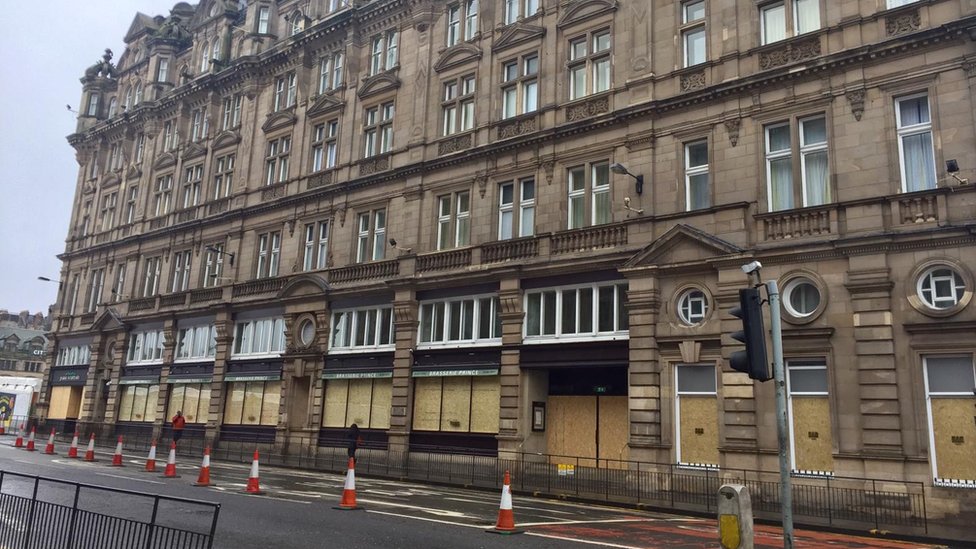 Coronavirus The Balmoral hotel boarded up during lockdown BBC News