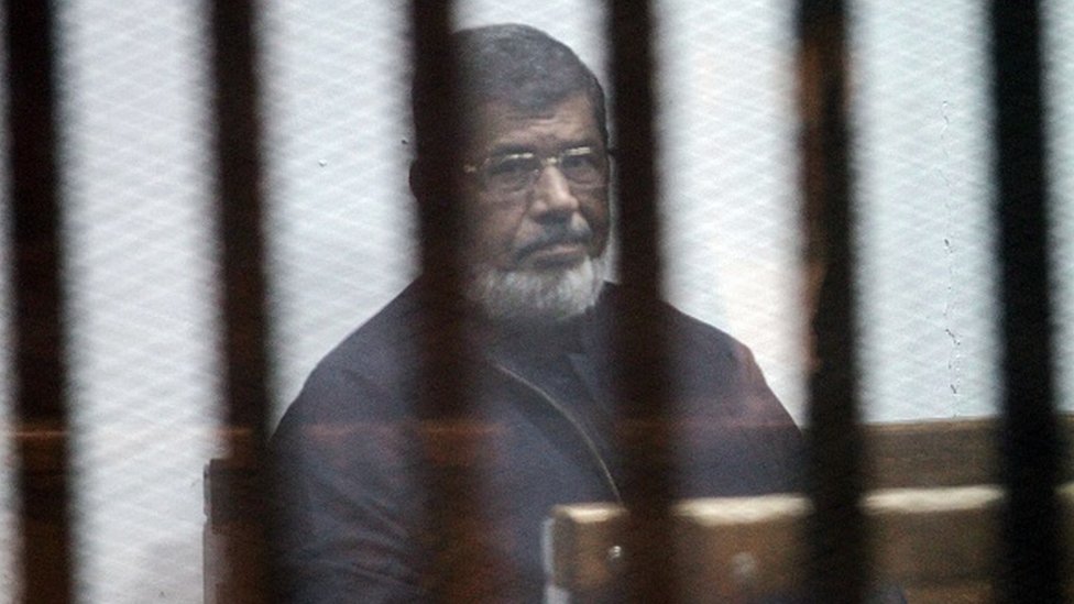 Mursi darbeden sonra cezaevine girdi