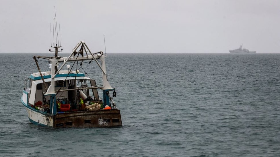 UK risks French anger over fishing permits