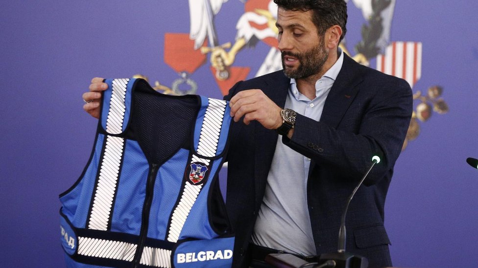 Saobraćaj: Promene u javnom prevozu glavnog grada Srbije - ponovo radi aplikacija za dolazak vozila, karte mogu da se plaćaju i karticama 2 Šapić