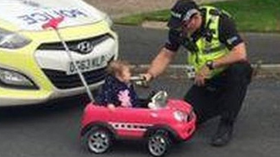 Toddler 'breathalysed' by joking police in Cheshire - BBC News