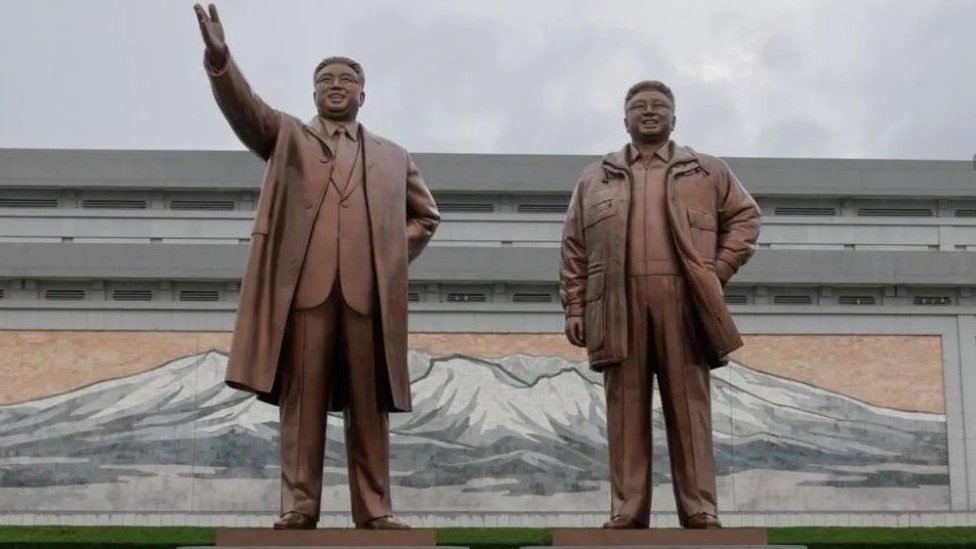 dve statue