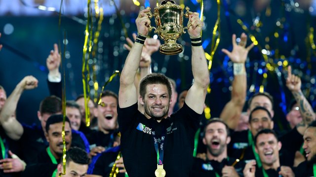 New Zealand captain Richie McCaw holds aloft the Webb Ellis Cup after winning the 2015 Rugby World Cup