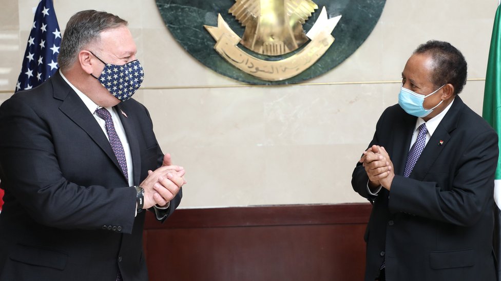 Майк Помпео с премьер-министром Судана