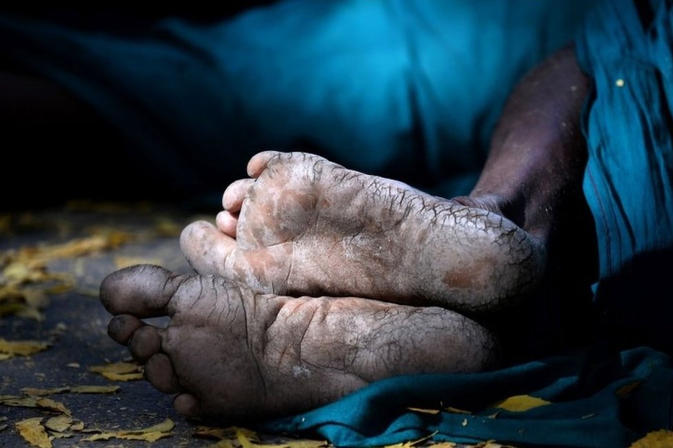 Los agricultores dicen que no detendrán las protestas hasta que el gobierno los escuche. Pies