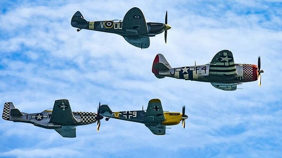 (слева направо) P-47D Thunderbolt, Spitfire, Me109, Mustang