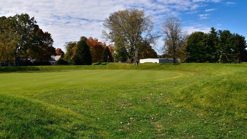 Poslednjih godina oblast u blizini Oktagona se koristi kao teren za golf