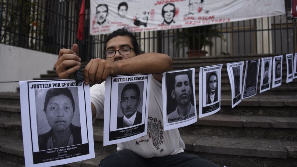 Carteles de personas desaparecidas en el conflicto armado de Guatemala