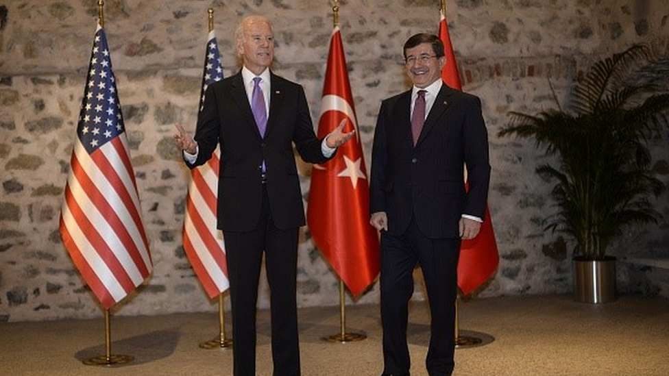 Joe Biden ve Ahmet Davutoğlu Ocak 2016'da bir arada