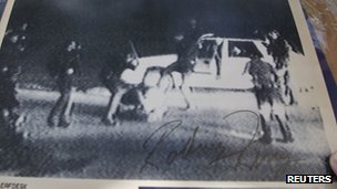 Police attack Rodney King, 3 March 1991