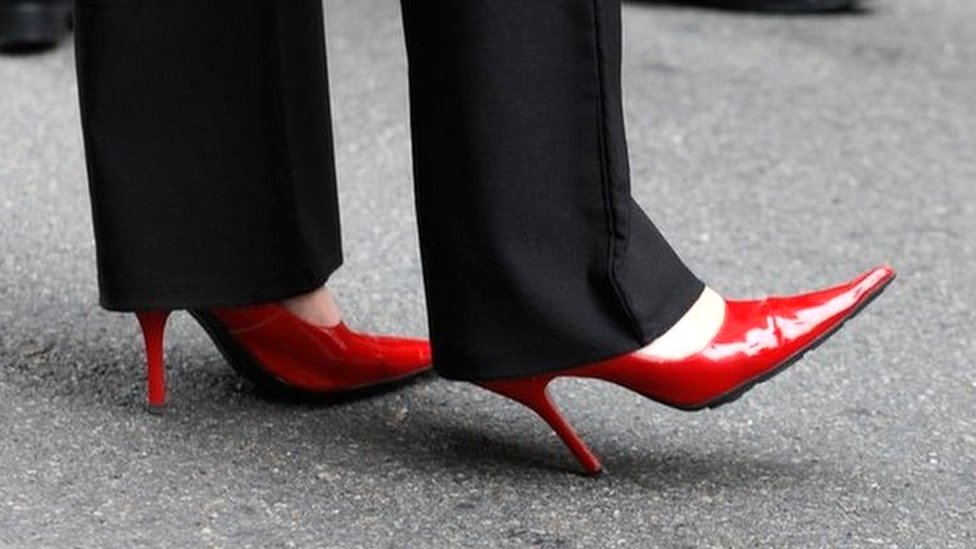 How Young Is Too Young for Kids to Wear High Heels? Moms and Experts Have  the Answer