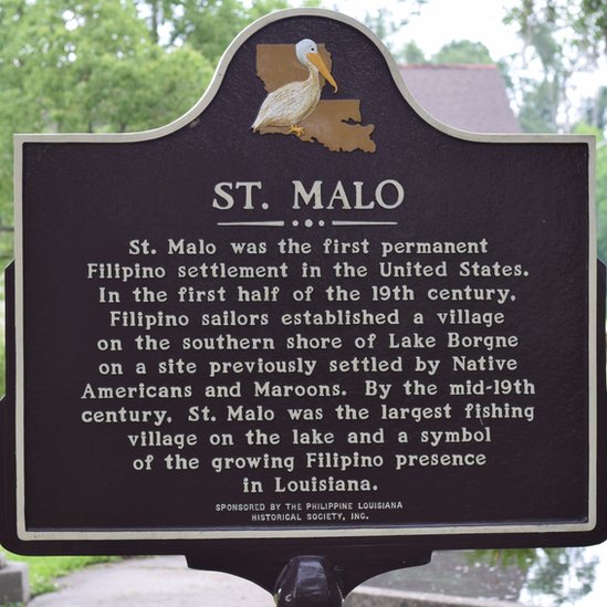 Placa que conmemora el asentamiento filipino en Saint Malo