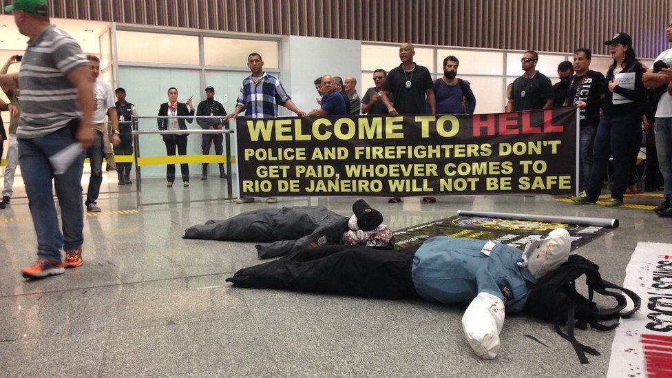 Акция полиции в аэропорту Рио