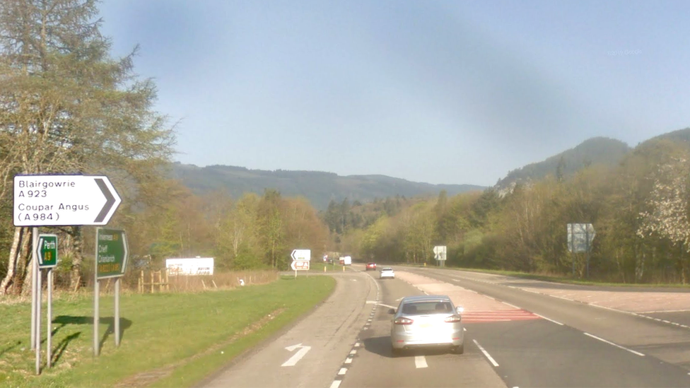 Driver seriously injured in A9 car and lorry crash near Dunkeld