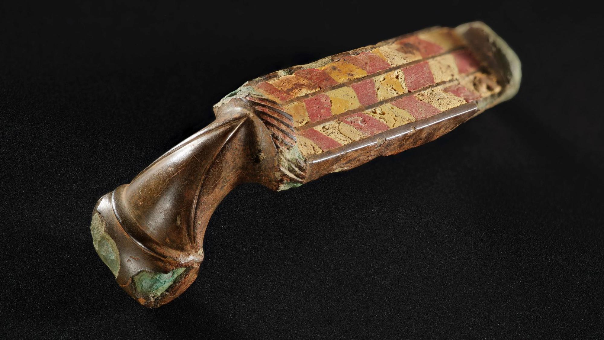 Roman brooch found in Midlothian to be displayed for first time