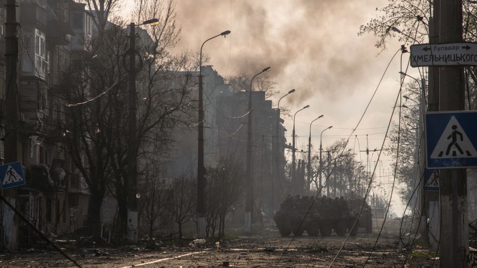 Image shows street in Mariupol