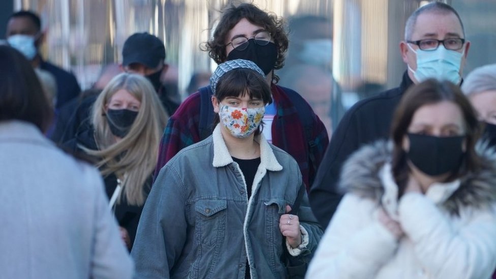 Shoppers wearing masks in Newcastle