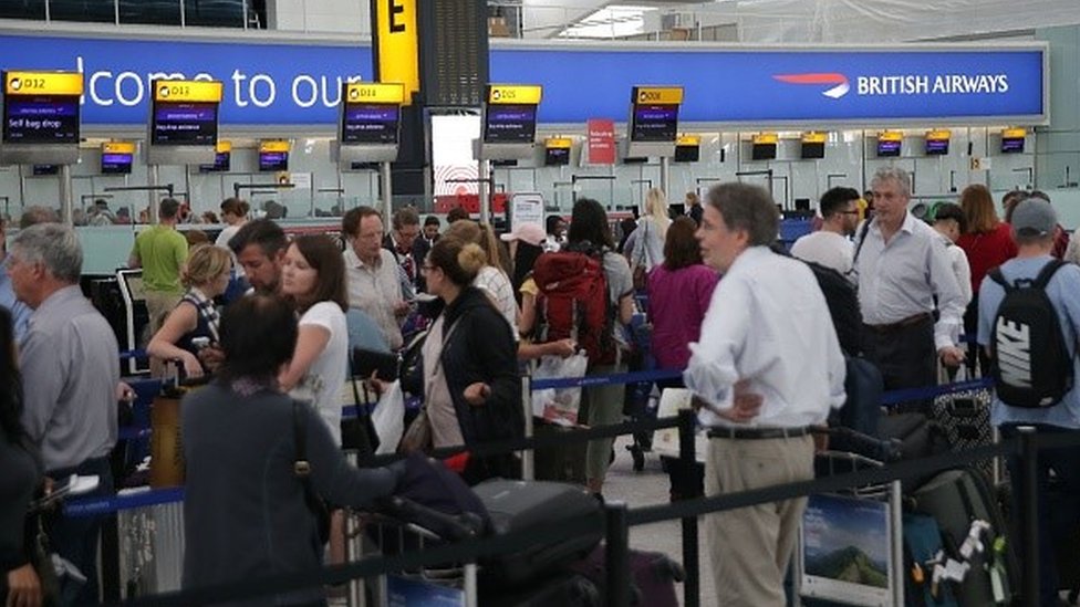 System Failure at London's Heathrow Airport Forces Passengers to Fly  Without Bags