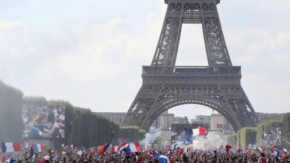 كأس العالم 2022: باريس أحدث مدينة فرنسية ترفض تخصيص أماكن عامة لمتابعة كأس العالم
