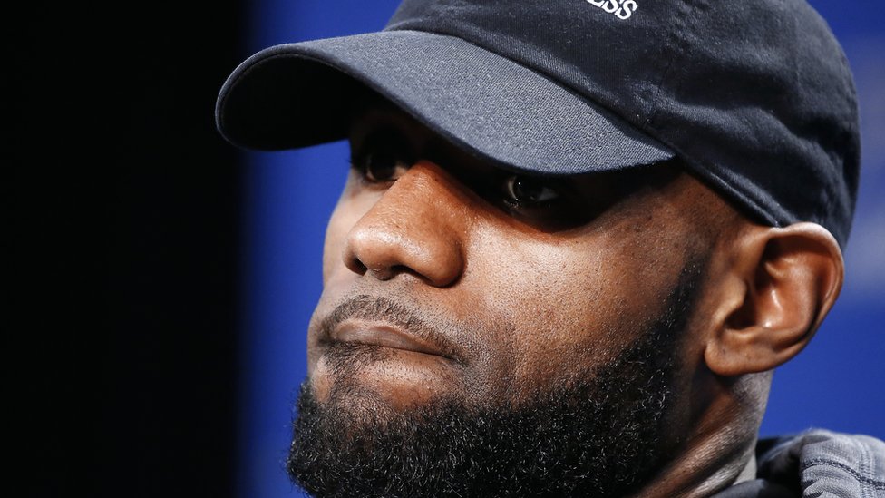 LeBron es uno de los mejores jugadores de la historia de la NBA. LeBron James