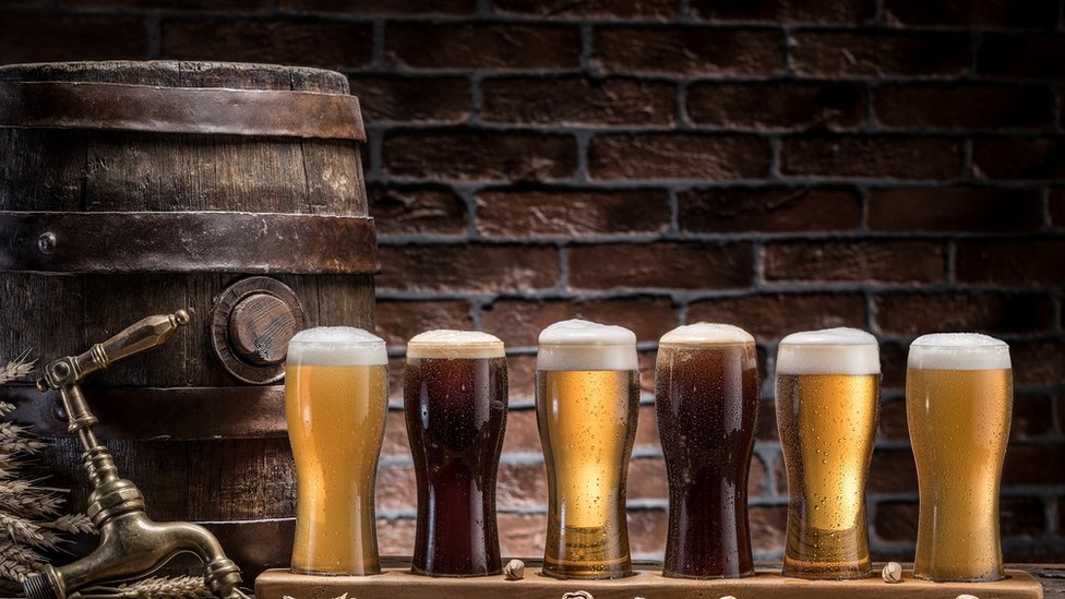 Ireland passes craft brewery legislation - BBC News