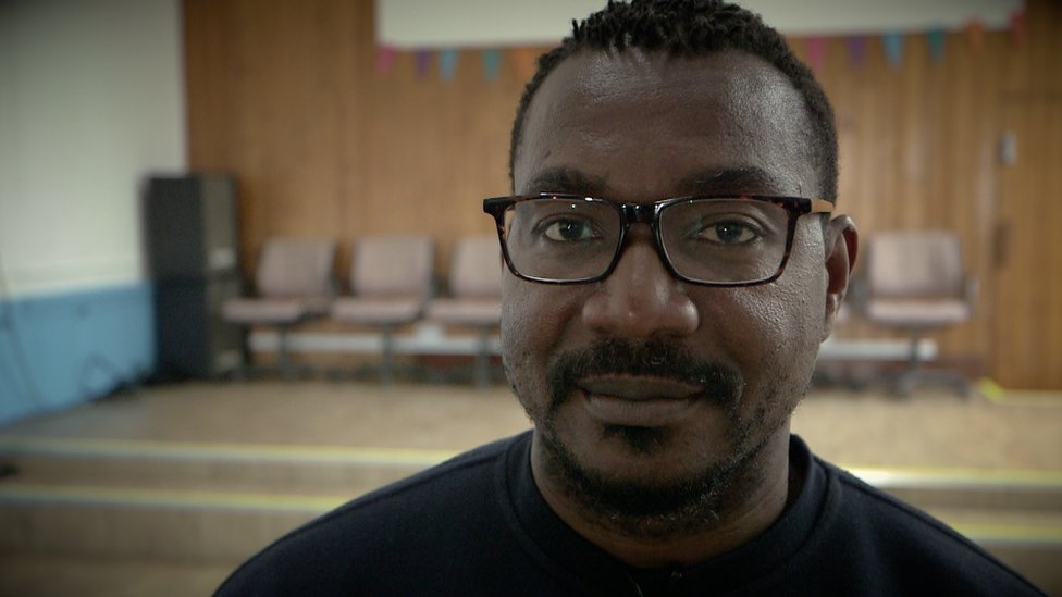 Джозеф Гнагбо, который покинул Кот-д'Ивуар в поисках убежища в Великобритании