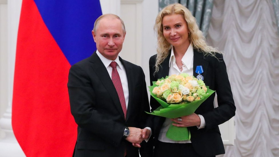 Eteri Tutberidze receives the Order of Honor from Russian President Vladimir Putin