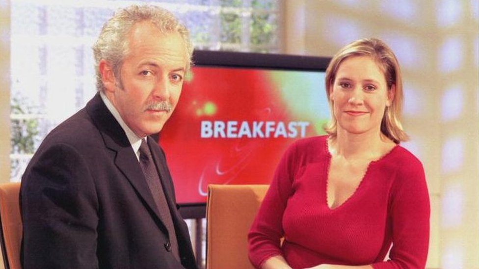 Джереми Боуэн и Софи Раворт на BBC Breakfast в 2000 году
