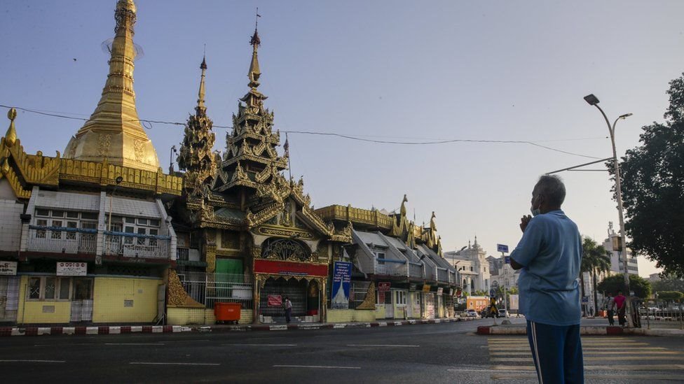 Myanmar lideri Aung San Suu Kyi ve iktidar partisinden diğer üst düzey isimlerin sabah erken saatlerde düzenlenen operasyonla gözaltına alındığı bildirildi