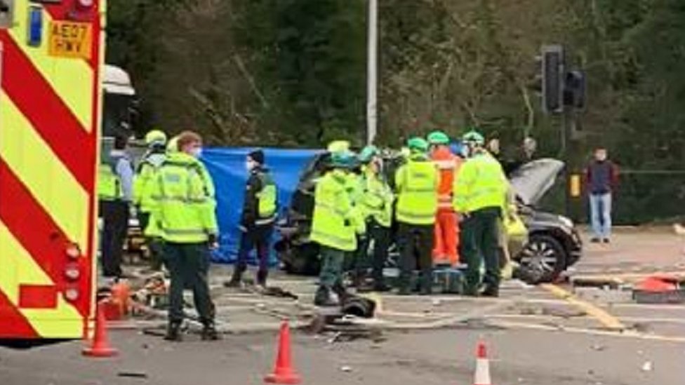 Hendon Crash Four Injured In Collision On A1 Bbc News