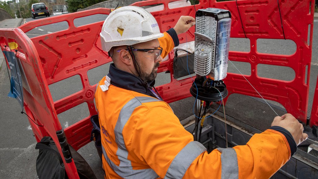 Openreach axes connection fees for low-income homes